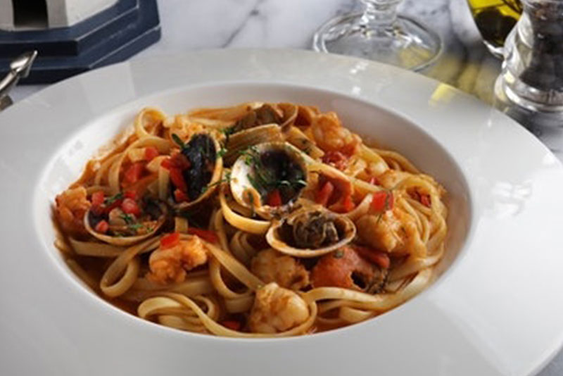 Seafood Linguini 
